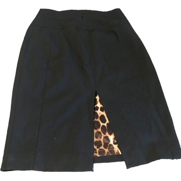 Express design studio size 0 black leopard lined skirt excellent condition - Picture 1 of 3